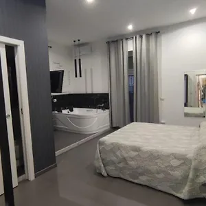 Lombardi Luxury Bed & Breakfast