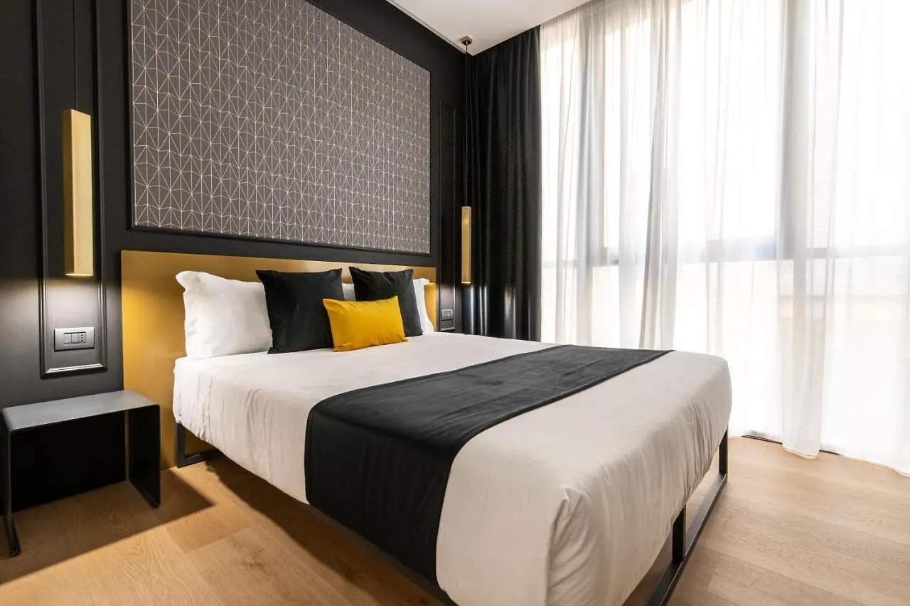 נאפולי Plebiscito Boutique Rooms 0*,  איטליה